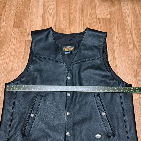 Harley Davidson Black Leather Vest SizeXLarge Made in USA